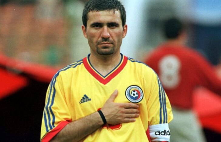 Георге Хаджи - капитан сборной Румынии