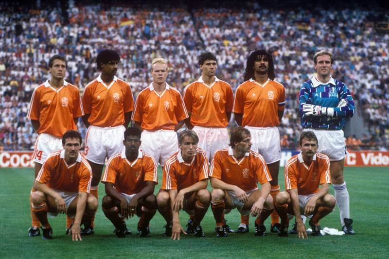 Сборная Нидерландов на чемпионате мира 1990 года