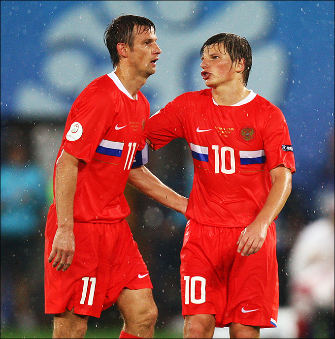 Триумфальный Евро-2008 и счастливая красная форма, которую раскупали после победы над голландцами