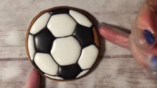 Имбирное печенье Айсинг Роспись пряников. Футбольный мяч
