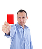 Молодой бизнесмен показывает красную карточку | Фото
