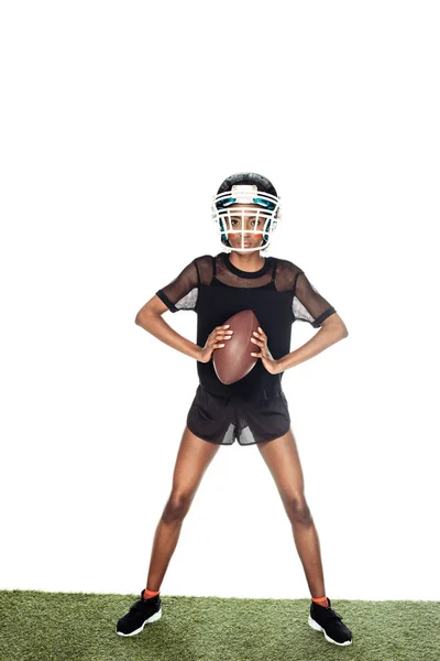 Оборудованная Женская Американский Футболист Стоя Траве Мячом Изолированные Белом Стоковое Фото