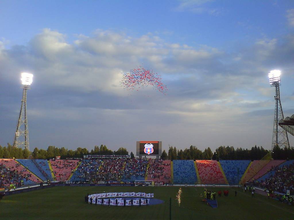 Стадион Стяуа Бухарест - Stone Forest