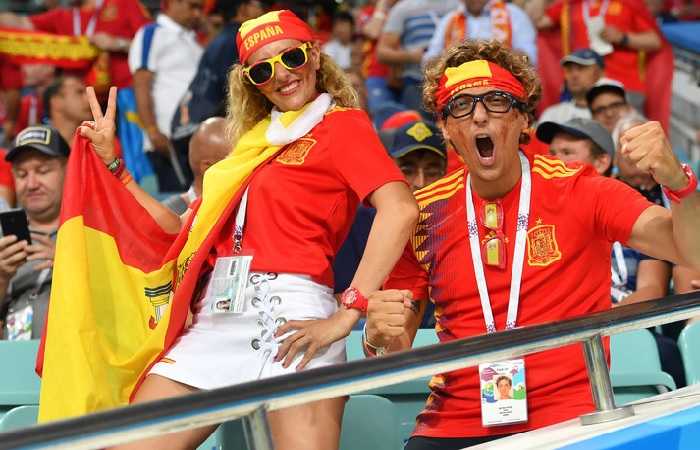 Россия в плей офф против Испании, испанские болельщики на ЧМ 2018