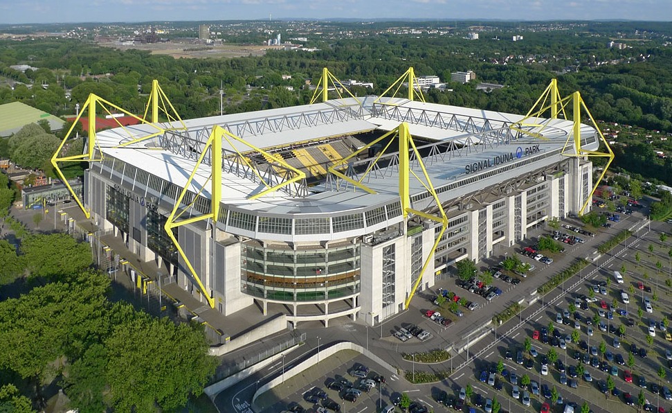 Signal Iduna Park ( Westfalenstadion ) Dortmund