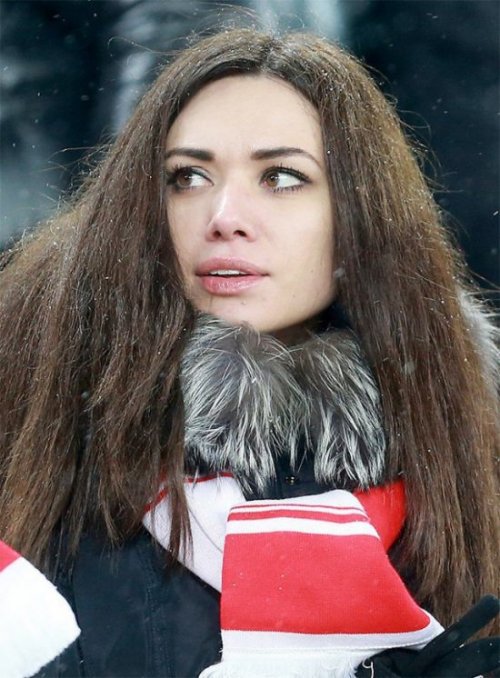Самые красивые болельщицы российского футбола (10 фото)