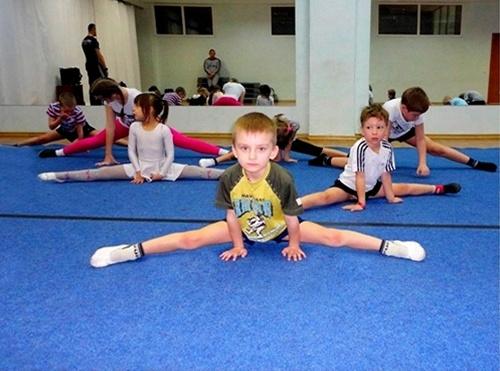 Акробатика для мальчиков 4 -7 лет