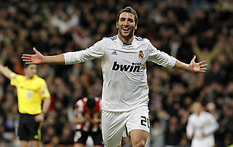 Футболист Реал Мадрида, Испания. (Код изображения: 20047)