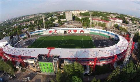Стадион Нефтяник