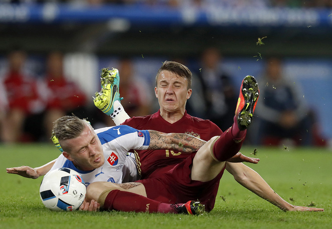 Самые смешные перлы футбольных комментаторов Самые смешные перлы футбольных комментаторов