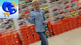 Покупаем детские бутсы сороконожки Найк Адидас для футбола Buy child boots Adidas for football
