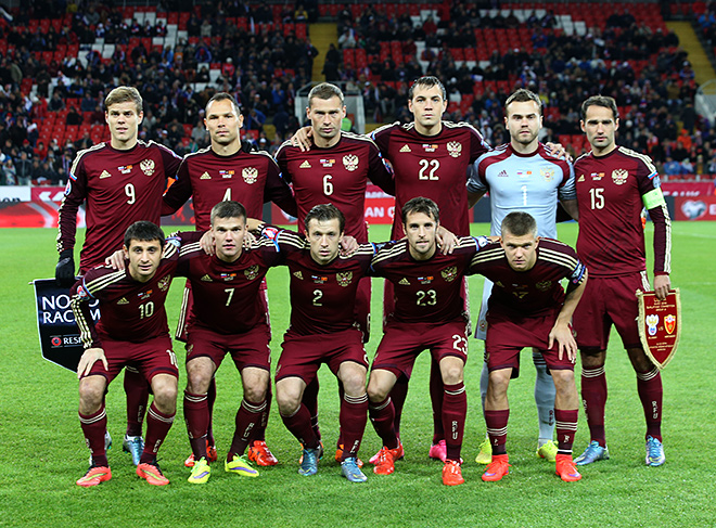 Россия футбол черногория