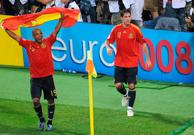 Его звёздный час наступил в 2008 году, когда Испания выиграла чемпионат Европы, а Сенна был включён в символическую сборную турнира